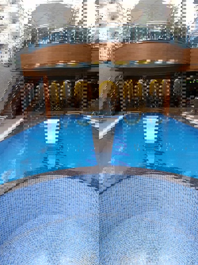 Lavinia Apart Otel slide 4