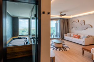 Woonvoorbeeld deluxe kamer met jacuzzie