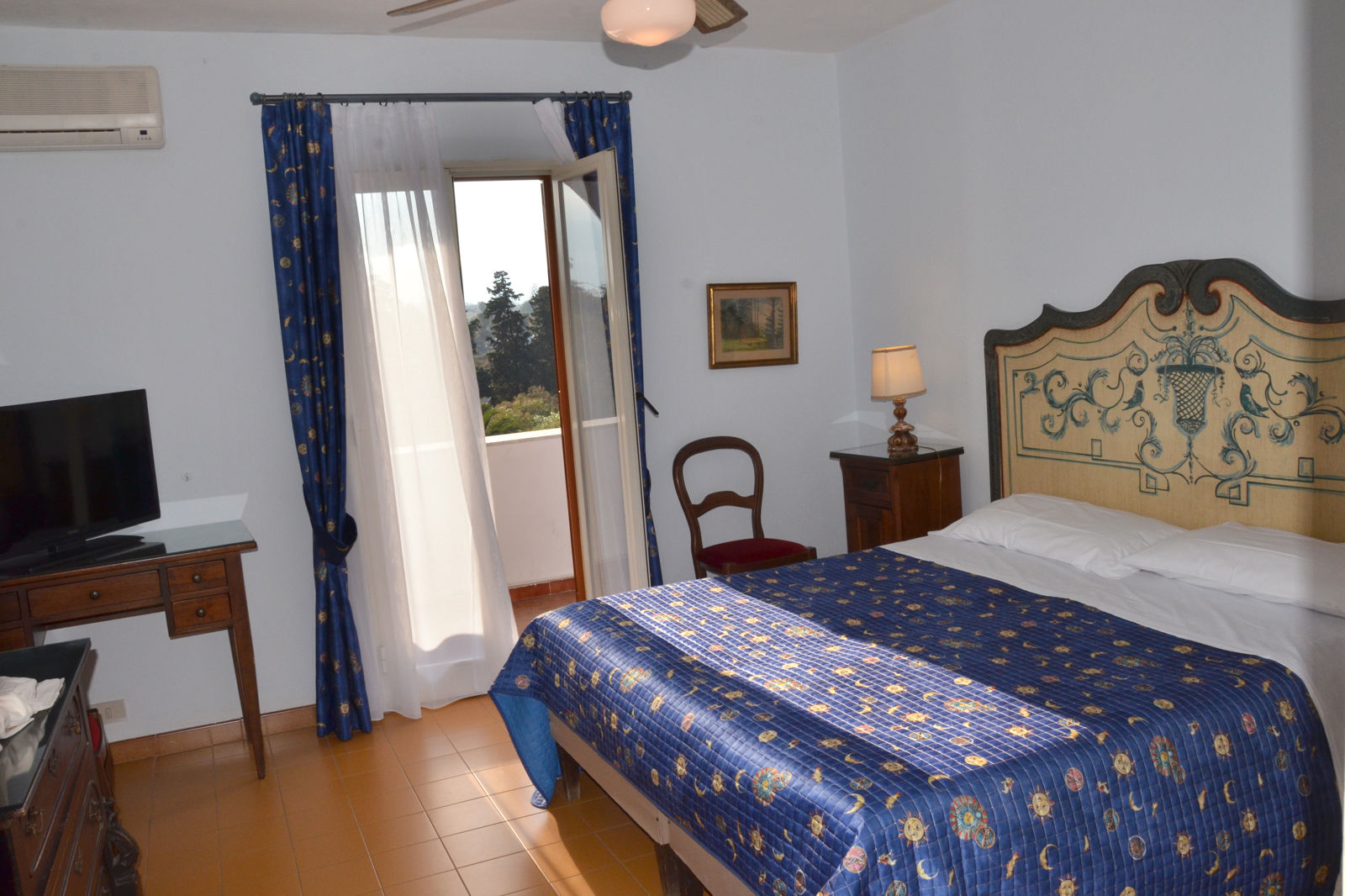 Arathena Rocks slide 2