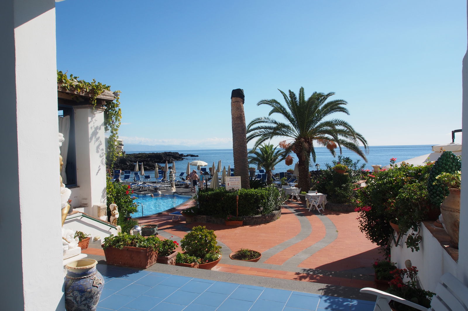 Arathena Rocks slide 3