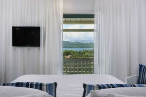 Woonvoorbeeld deluxekamer met zeezicht