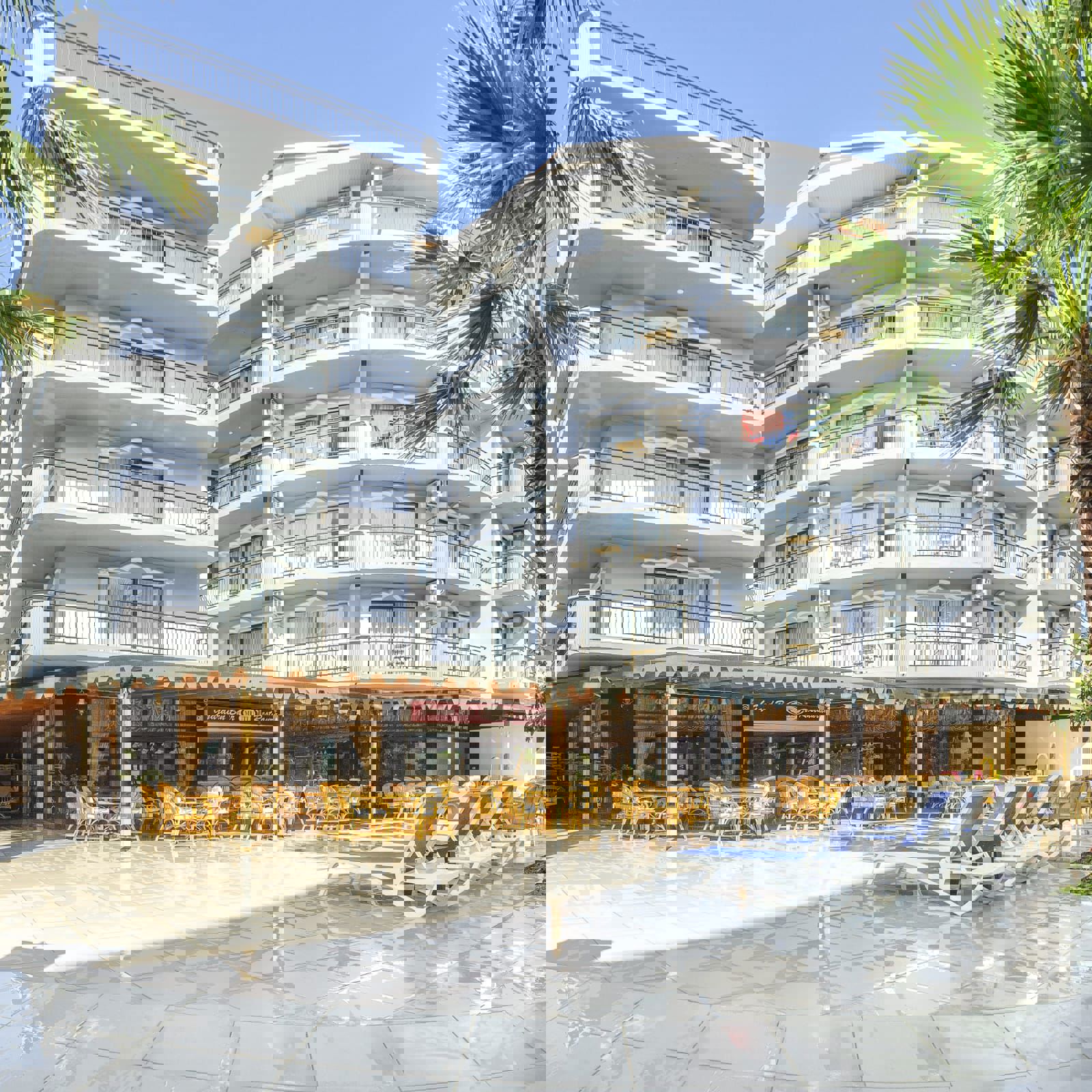 Fly & Go Mutlu Apart