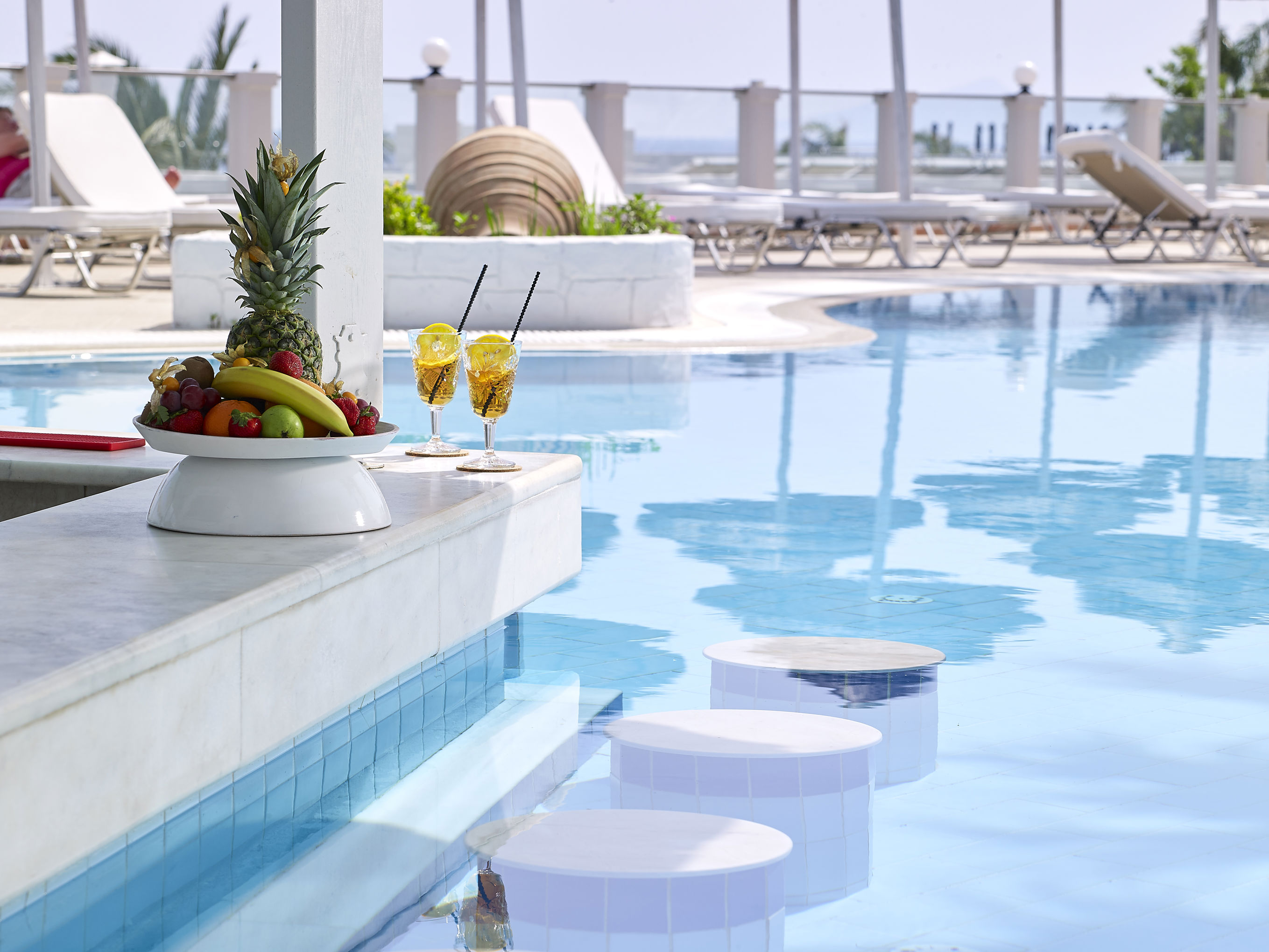 Dimitra Beach Hotel & Suites