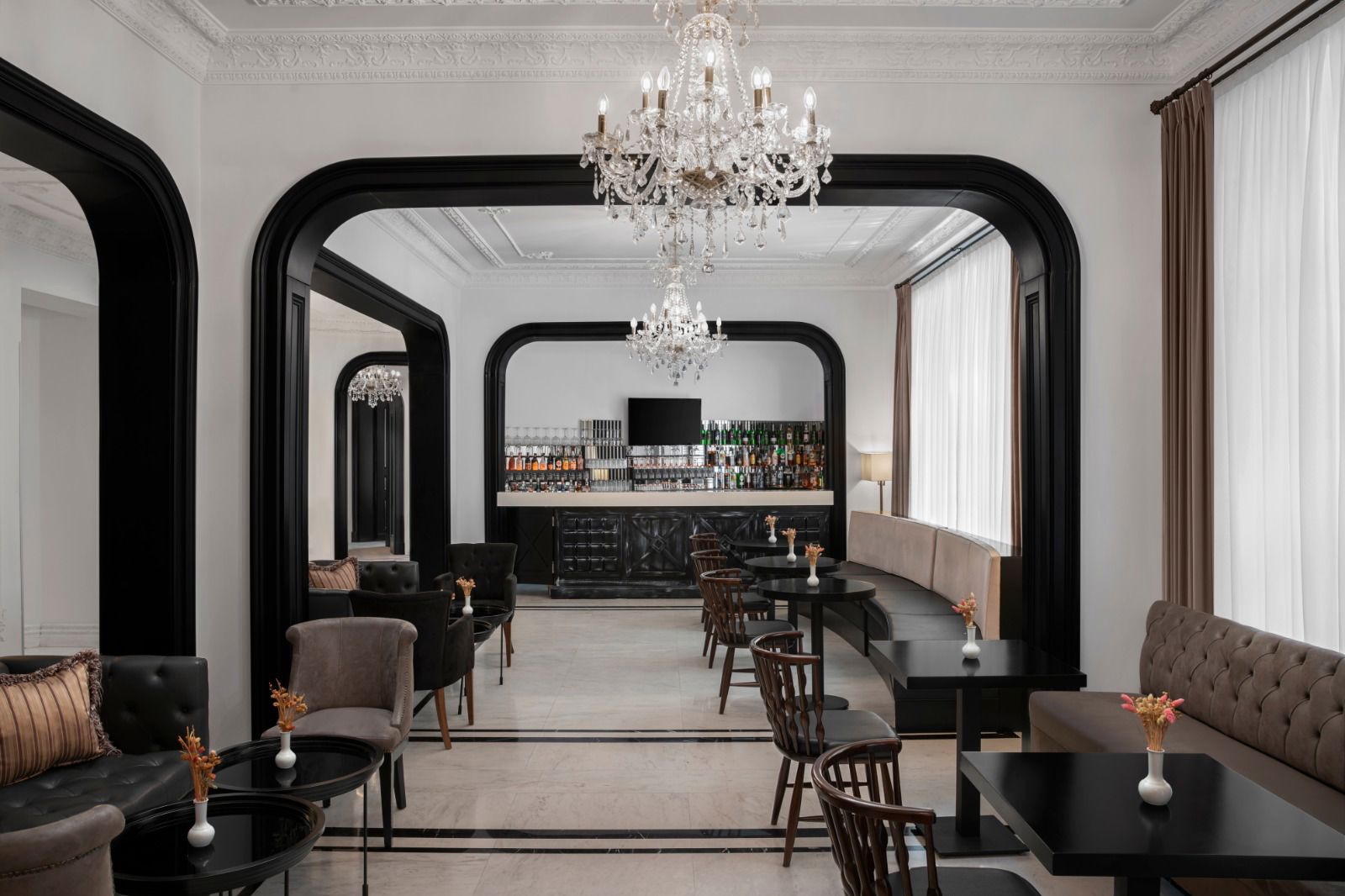 Akka Hotels Lush slide 3