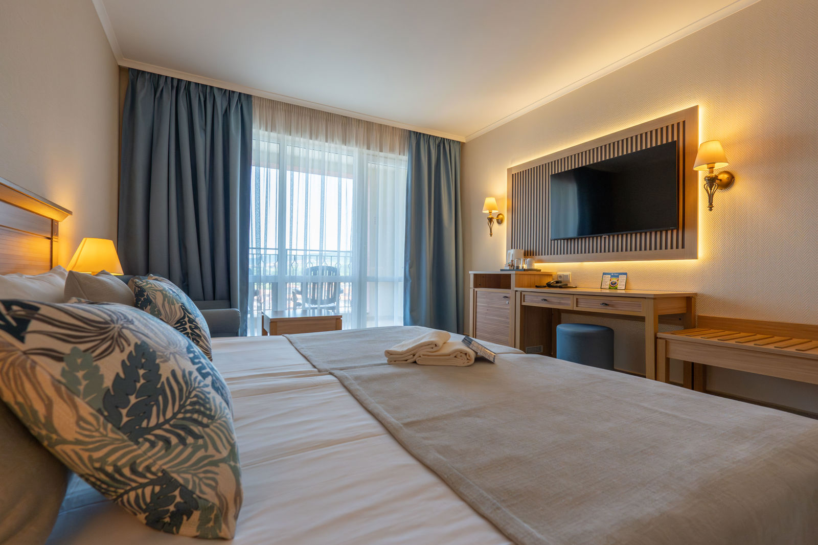 DIT Majestic Beach slide 3