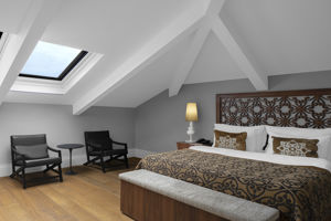 Woonvoorbeeld Standaardkamer no vieuw French bed 