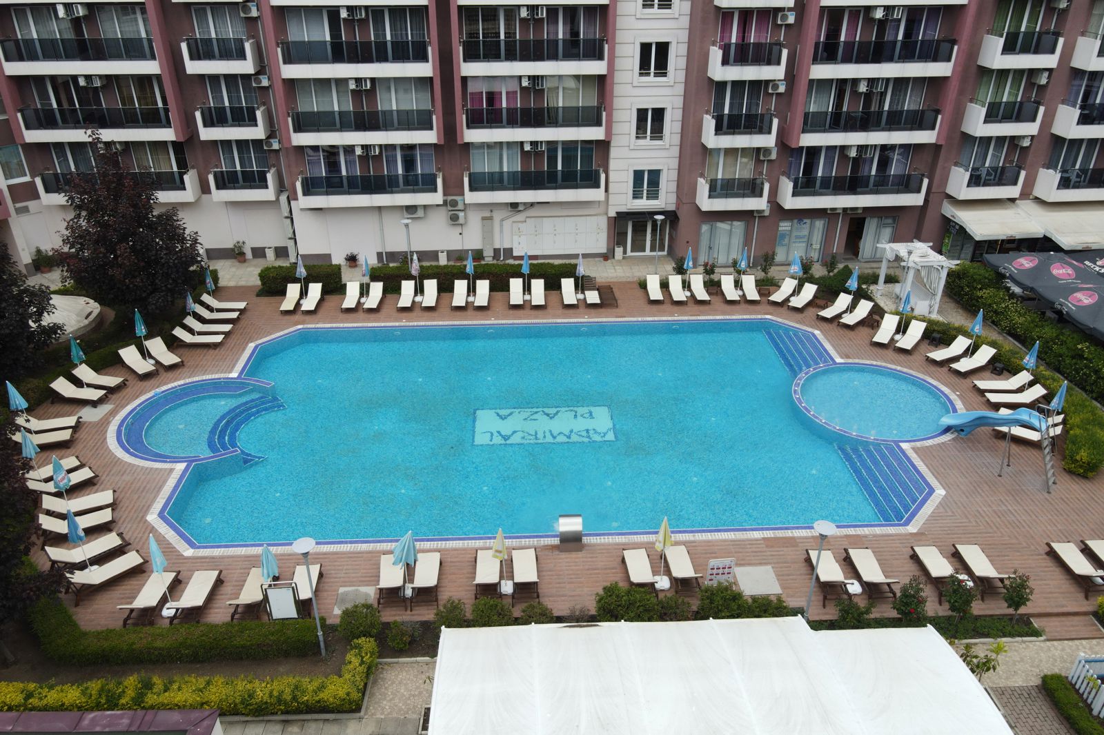 Admiral Plaza slide 2