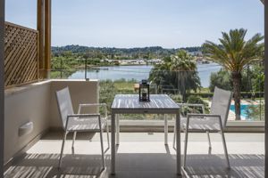 Woonvoorbeeld suite met zeezicht