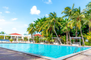 Livingstone Jan Thiel Resort For About You