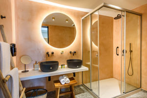 Caldera Theros Hersonnisos Villas