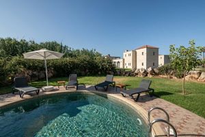 Woonvoorbeeld 3-kamervilla met privezwembad