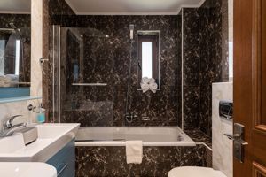 Woonvoorbeeld 4-kamervilla met privezwembad