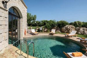 Woonvoorbeeld 4-kamervilla met privezwembad