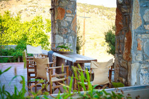 Woonvoorbeeld 2-kamervilla Maisonette Arodamos en 3-kamervilla Anefalo