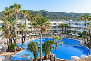 Fergus Club Palmanova Park & Katmandu Theme Park