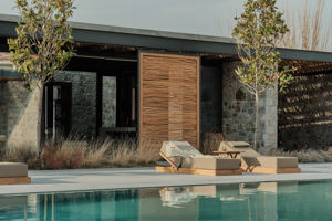 Barefoot Luxury Eressos Apartments