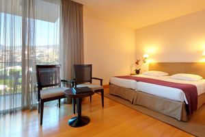 Fly & Go Golden Residence