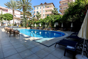 May Flower Apart Hotel