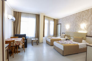 May Flower Apart Hotel