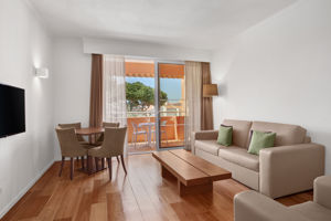 Woonvoorbeeld Grote Suite Zwembadzicht