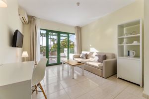 Woonvoorbeeld Junior suite standaard Zwembadzicht