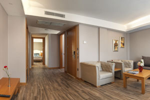 Woonvoorbeeld de luxe familiekamer Lake (2kamers)