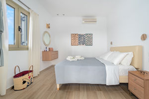 Woonvoorbeeld 3-kamervilla met privezwembad en zeezicht