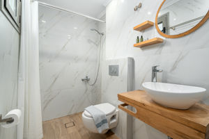 Woonvoorbeeld 4-kamervilla met privezwembad en zee- of zijzeezicht