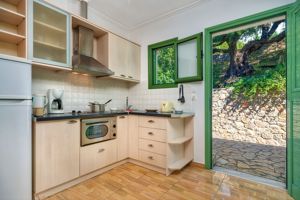 Eleonas Villas & Holiday Houses 