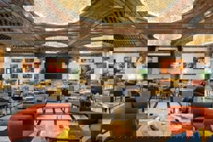 Bella lounge restaurant