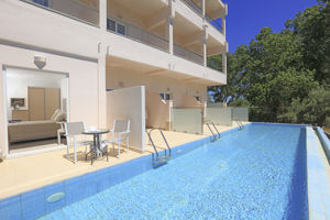 Woonvoorbeeld superiorkamer swimup