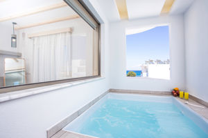 Woonvoorbeeld Deluxe Suite met spa bad