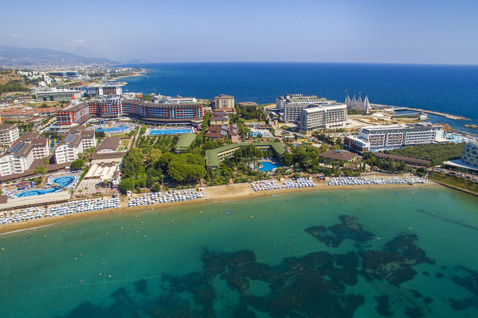 Lonicera World Hotel slide 2