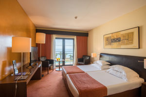 Fly & Go Vila Gale Santa Cruz