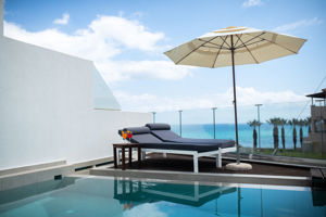 Oceanis Luxury Suites