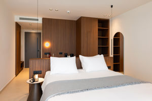 Woonvoorbeeld Exclusieve Kamer met Jacuzzi en zeezicht