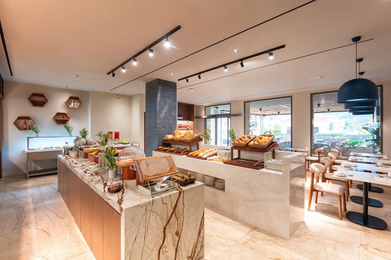 Alizo Comfort Chic Stay Adults Only slide 5