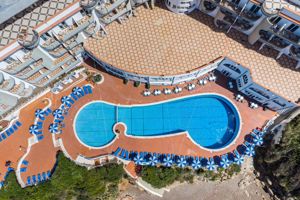 Fly & Go Carlton Riviera