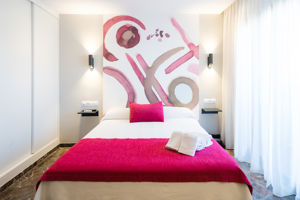 San Jaime Center Suites