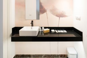 San Jaime Center Suites