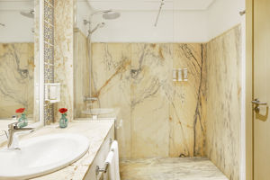 Woonvoorbeeld 2-persoonskamer Standaard (Zijzeezicht)