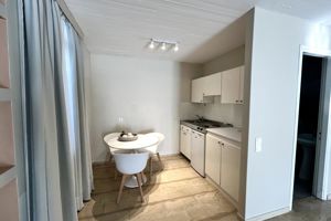 Woonvoorbeeld 2-kamerappartement Master met zwembad- of tuinzicht