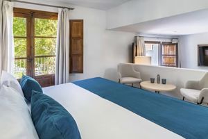 Fly & Go Occidental Pueblo Acantilado