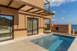 Woonvoorbeeld 2-persoonskamer Loft Standaard Zeezicht met klein zwembad