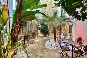 Blue Wave Suite Hotel