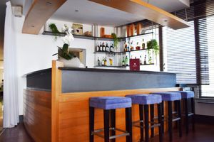 Madeira Regency Clliff