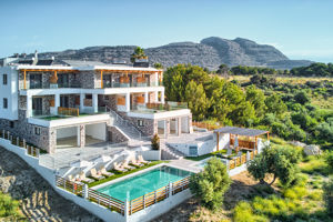 Kouros Stone Suites