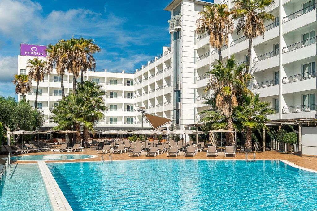 fergus-club-pineda-splash