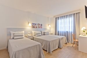 Fergus Club Pineda Splash