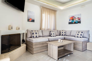 Woonvoorbeeld 4-kamervilla Lefkopetra met privezwembad